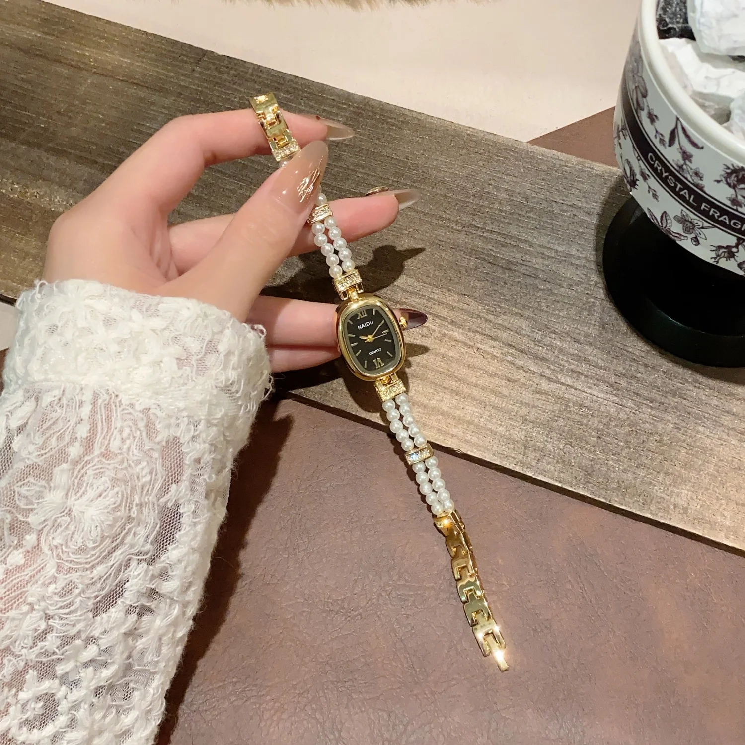 ساعة نسائية بحزام مرصع باللؤلؤ ساعة فاخرة للسيدات هدية سوار ساعة موضة كوارتز ساعات معصم للبنات ساعة Relojes Para Mujer