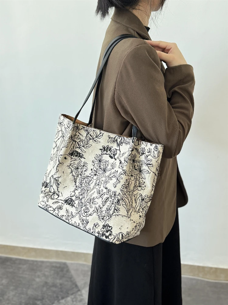 

Faionable Large Capaci Embroidered Canvas Tote Bag Single oulder Women's Bag Commuter Bag Soft Handle Daily Use