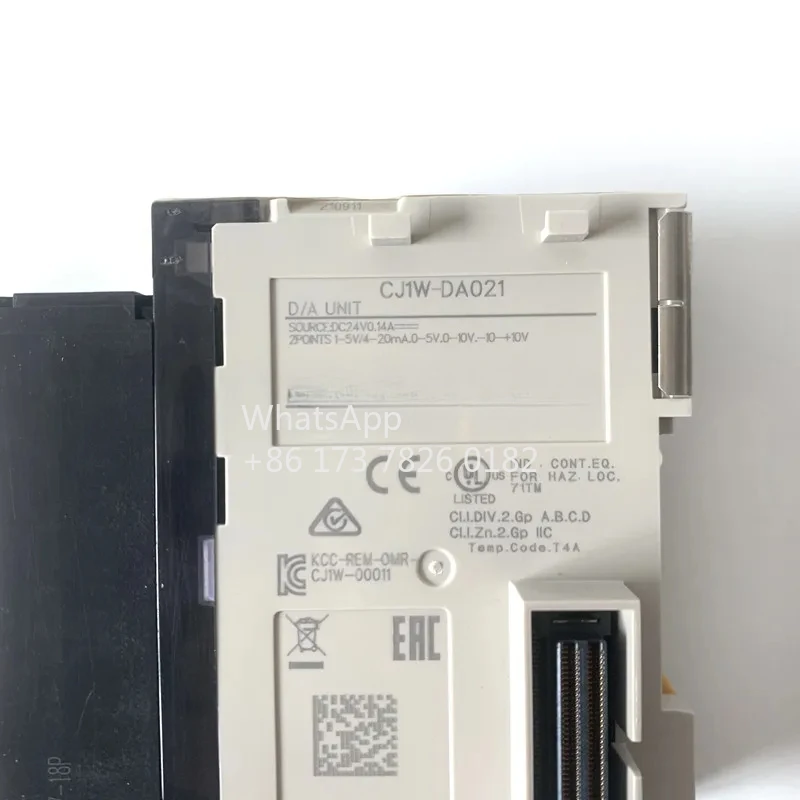 Módulo PLC da série CJ1W CJ1W-DA021 CJ1W-DA08V original