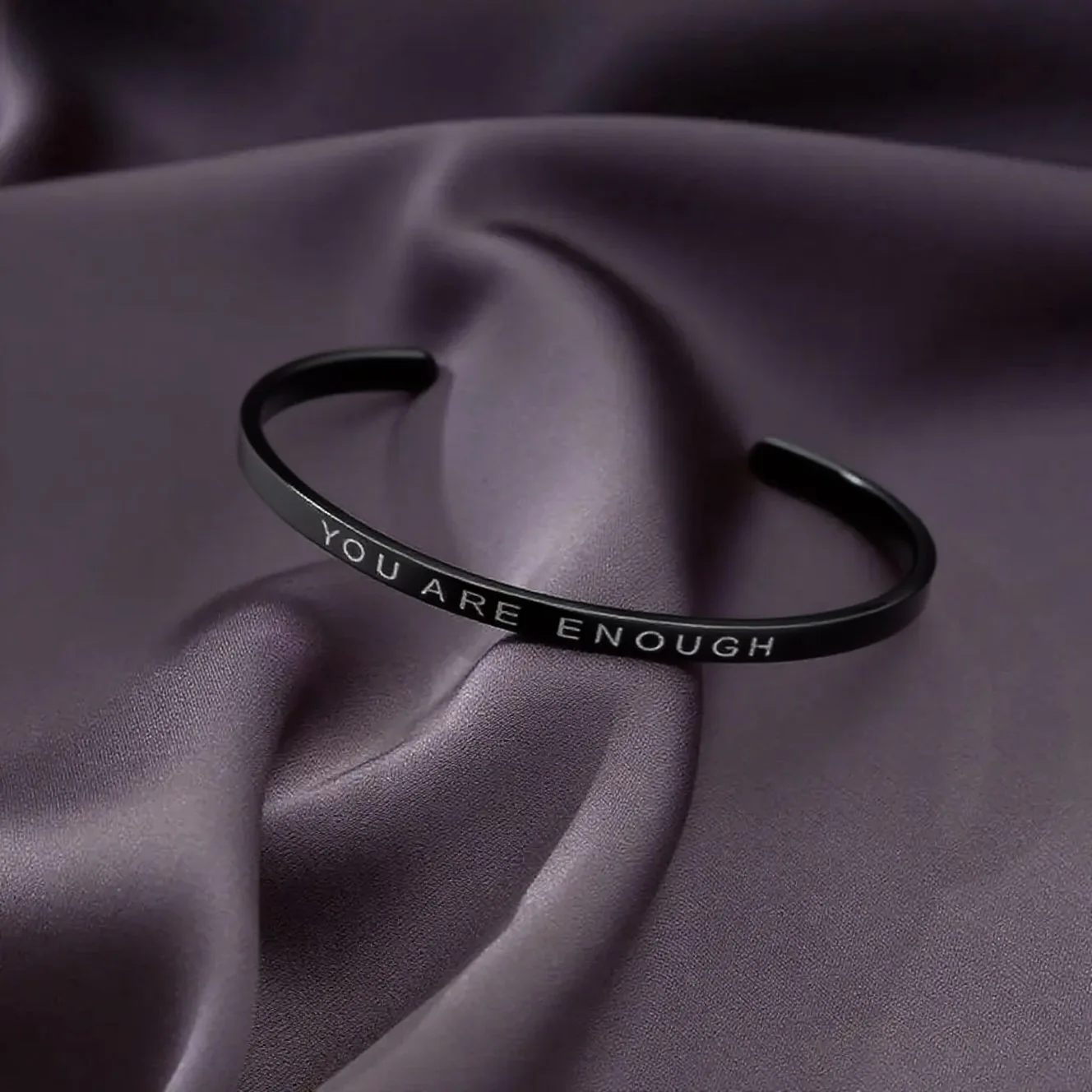Fixed Engraved 