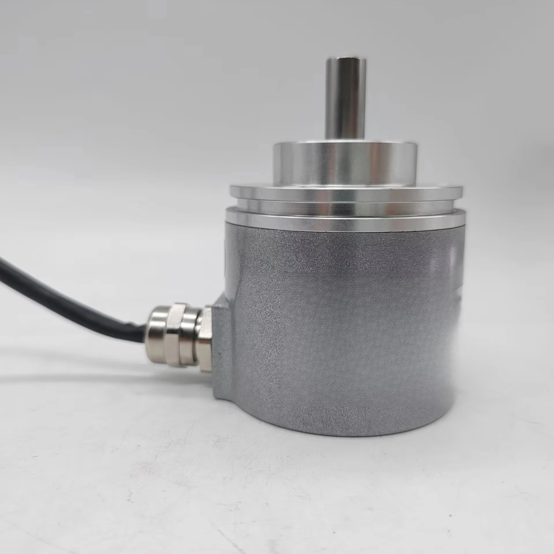 Customized EncoderGXU5S.Z01 Replacement Type HM58H13E10COB 3-bit CANopen Output Single-turn Encoder 5%RWCANopen+Kundenpr