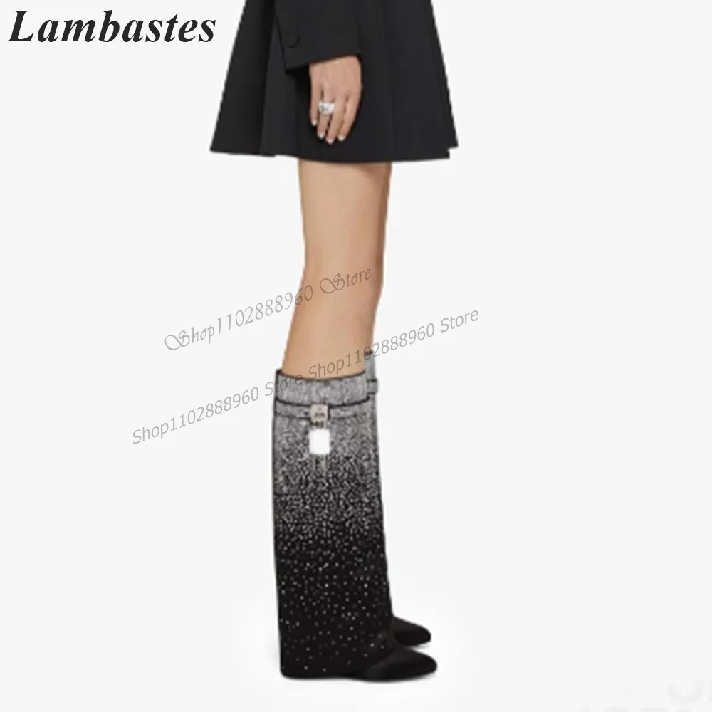 

Western Gradient Color Crystal Lock Decor Trouser Shark Boots Wedges Heel Women Shoes Slip-On Round Toe 2023 Zapatillas Mujer