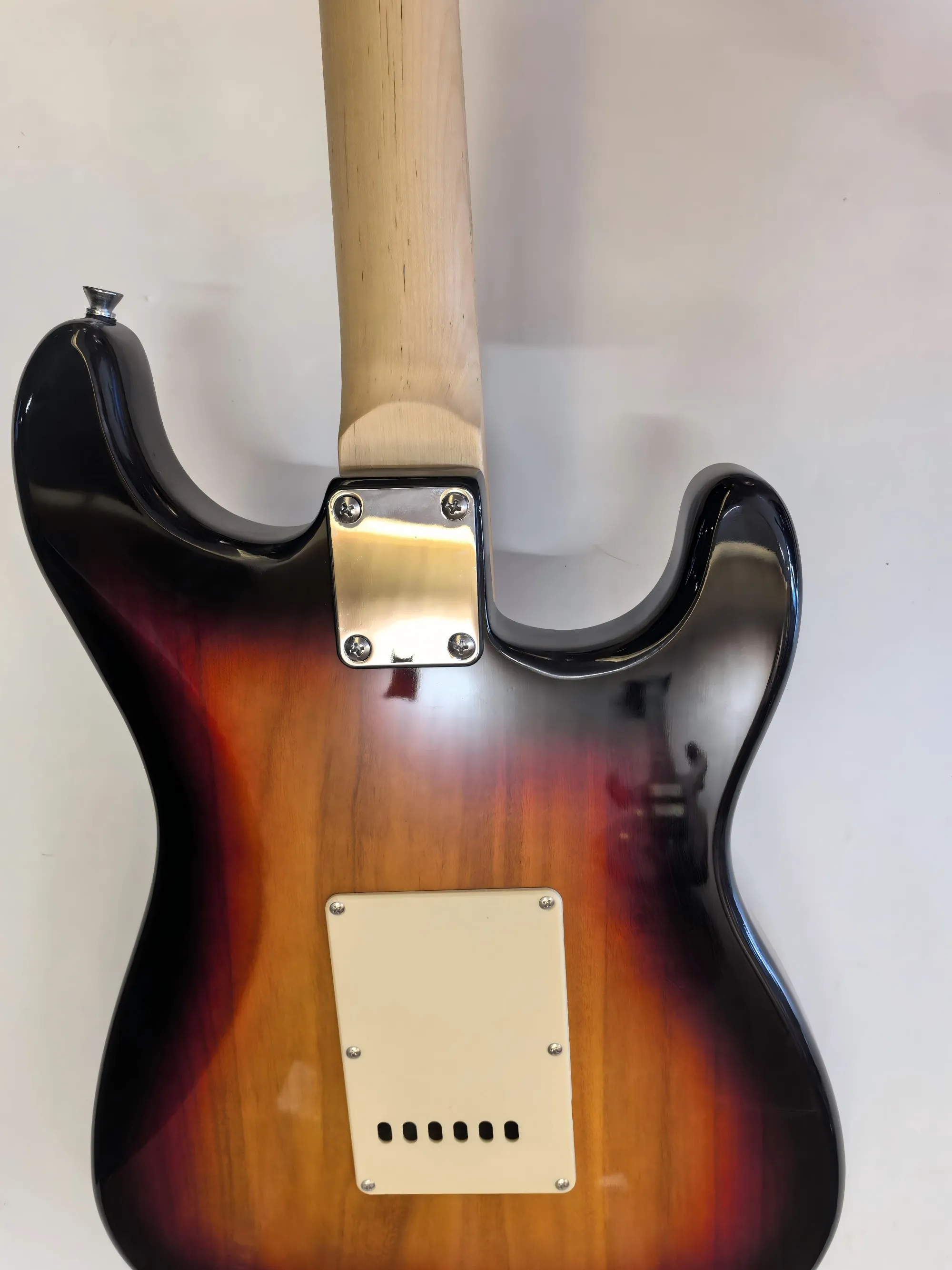 Today\'s event: left hand 6 string birch electric guitar, customizable, 1 in stock, direct sale from the manufacturer. sun color