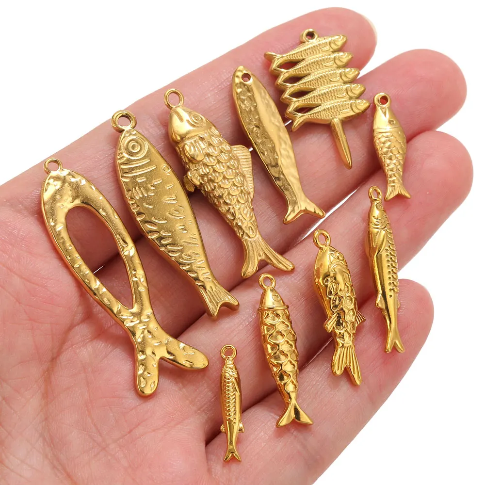 5 Stück Edelstahl-Fisch-Anhänger für die Schmuckherstellung, PVD 18K vergoldete Fisch-Anhänger, DIY-Halsketten- und Ohrring-Anhänger, Großpackung – Detail 3