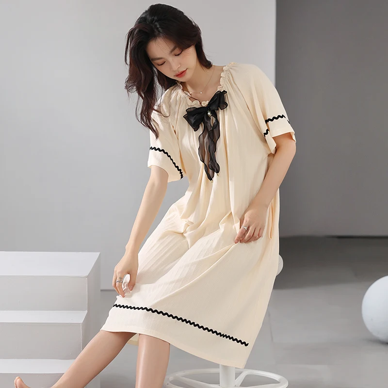 Summer 2022 pure cotton women's pajamas solid color short-sleeved five-cent dress dress can be worn outside the home clothes