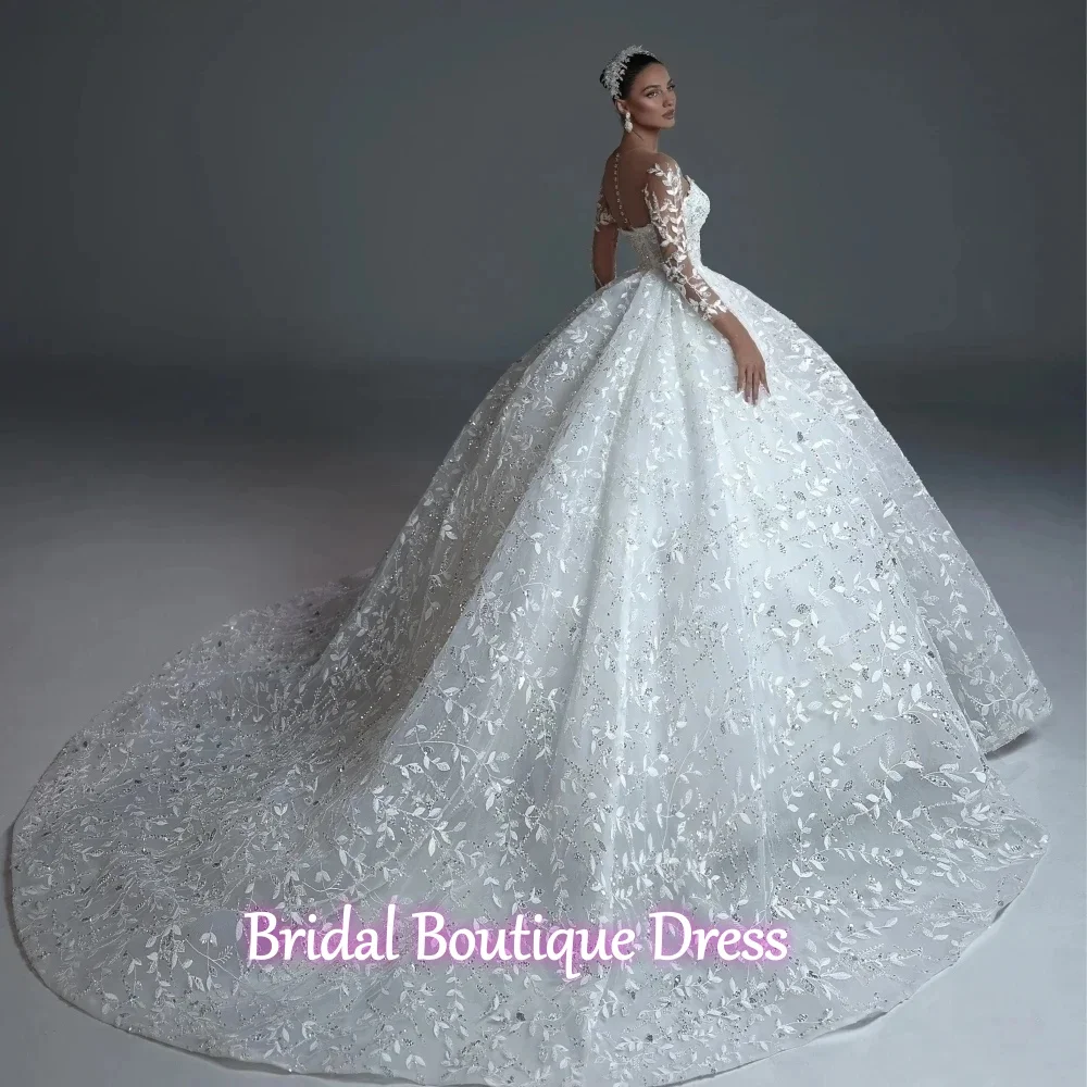 Maßgeschneiderte exquisite Ballkleid Royal Brautkleider O-Ausschnitt Langarm Luxuriöse Perlen Vestido De Novia Spitze Brautkleider