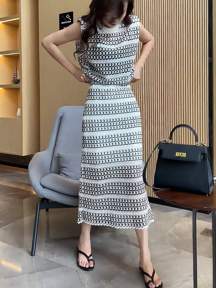 

Комплект Ele Round Ne Svel Top и f Юбка Премиум Quali Лето 2025 Faion Женский наряд больших размеров