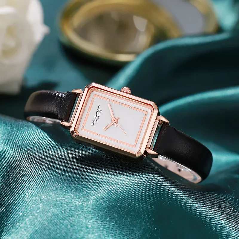 Reloj de cuarzo cuadrado para mujer, temperamento Simple, moda nueva