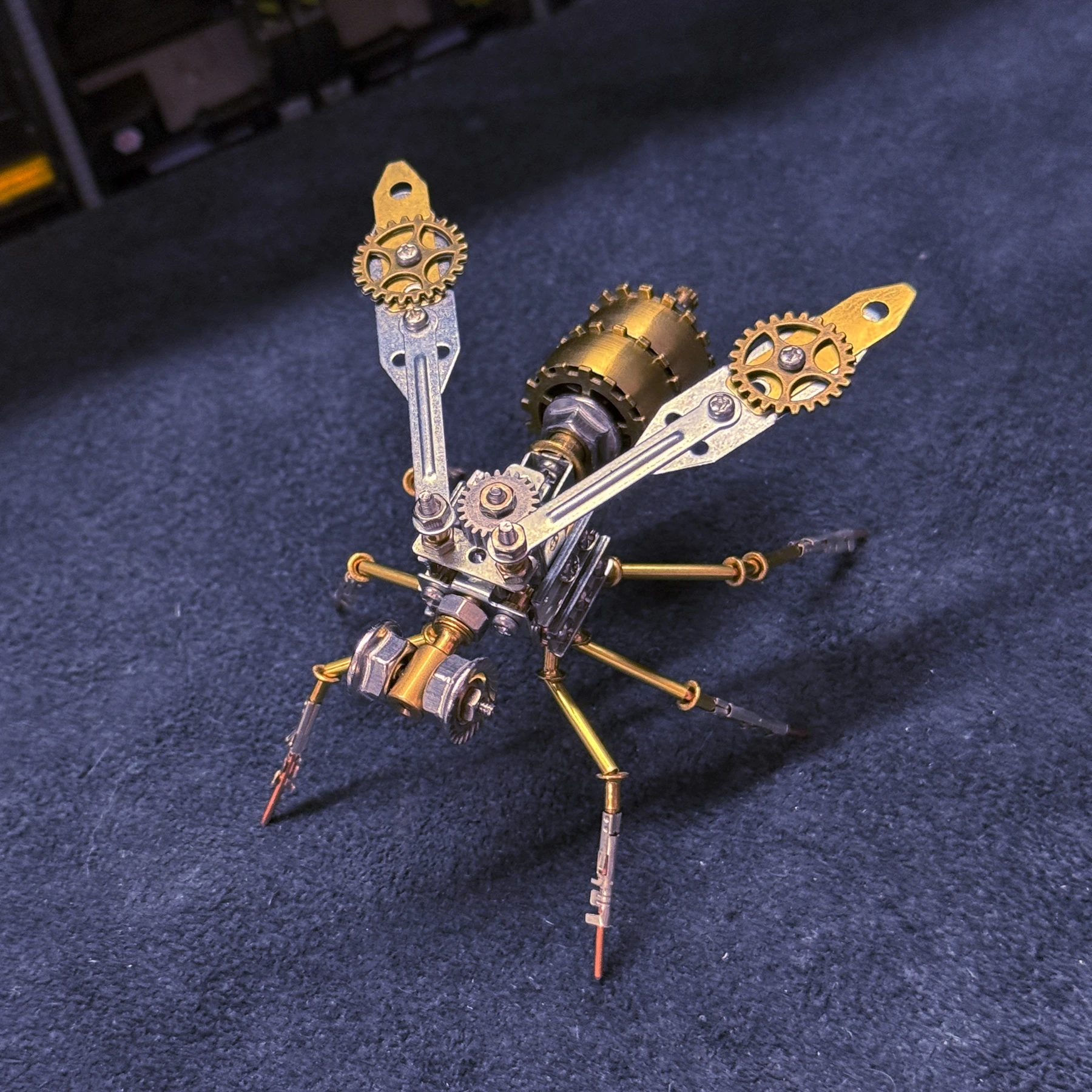 

Steampunk Mechanical Ant Model Gold Metal Assembly Kit Creative Handmade Insect Sculpture Unique and Novel Gifts Mechanical wasp