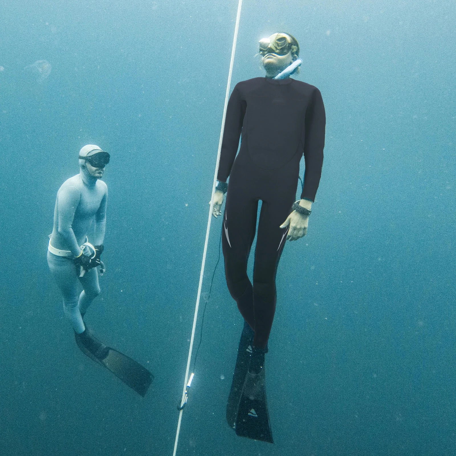

Men Diving Long Sleeve Wetsuit Black Male Diving Suit Swimming Clothes One Piece Dive Suit for Male Water Sports