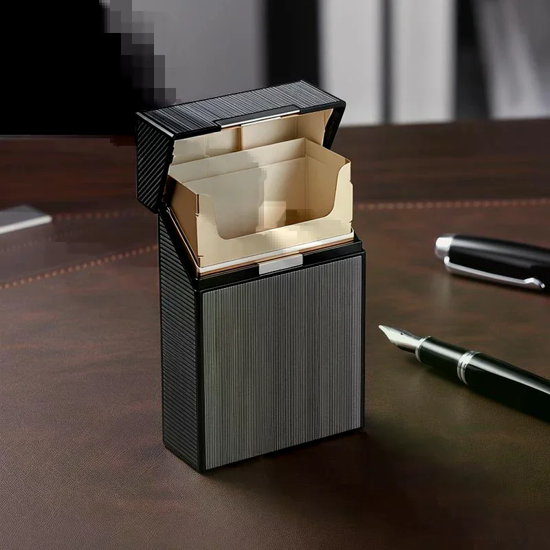 Metal Cigarette Case 20 Cigarette Capacity Crush Proof For Daily Commute Outdoor Use