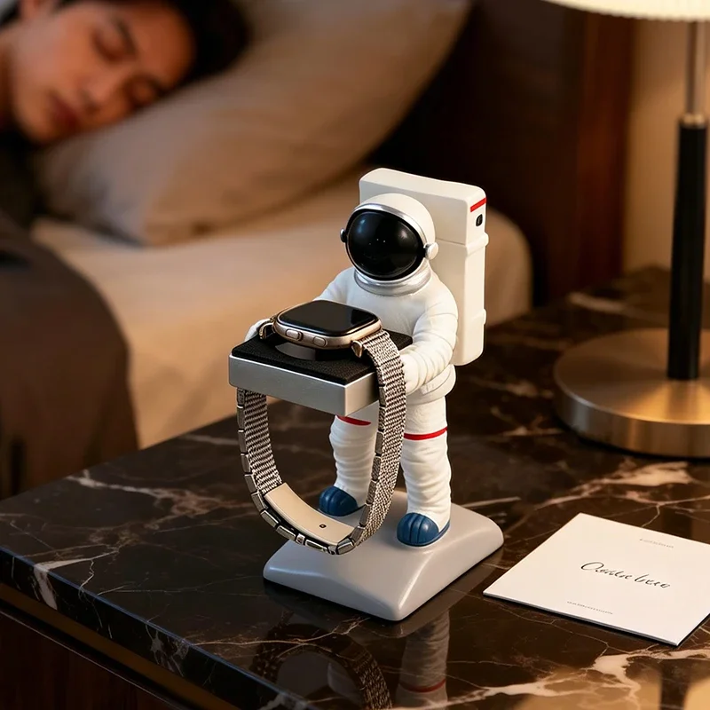 Creative Astronaut Resin Watch Stand Spaceman Figurine Watch Holder for Smartwatch Apple Watch Home Office Desk Decoration - view 2