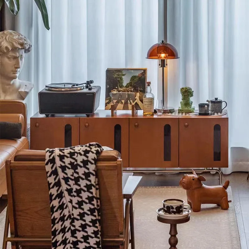 خزانة تلفزيون من الخشب الصلب في العصور الوسطى وغرفة معيشة بسيطة وخزانة كلاسيكية وخزانة أرضية من الرياح الكريمية الفرنسية