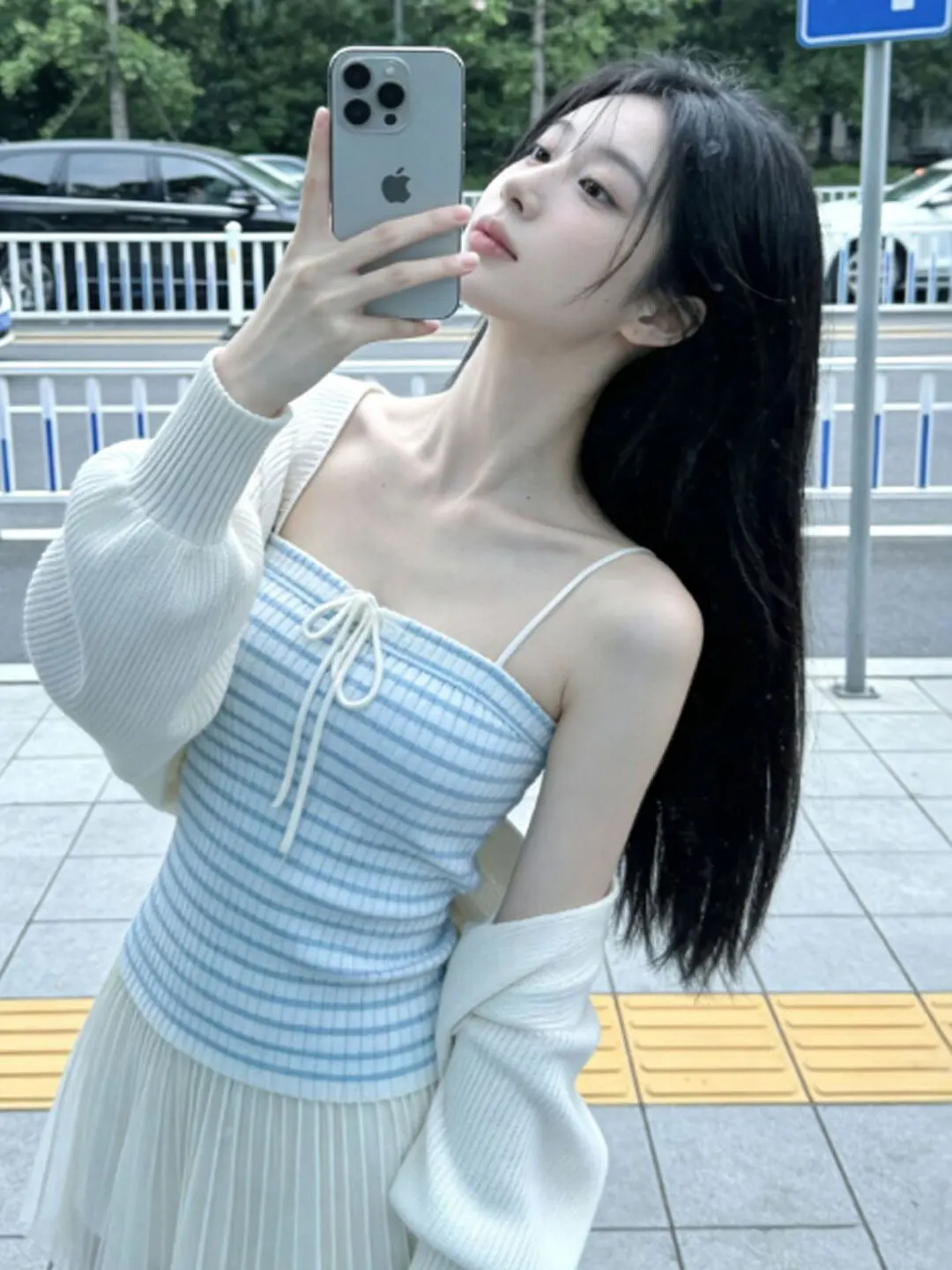 

Мягкий вязаный комплект из двух предметов в полоску: удобный кардиган и платье-свитер для женщин, модный весенний повседневный наряд для свиданий