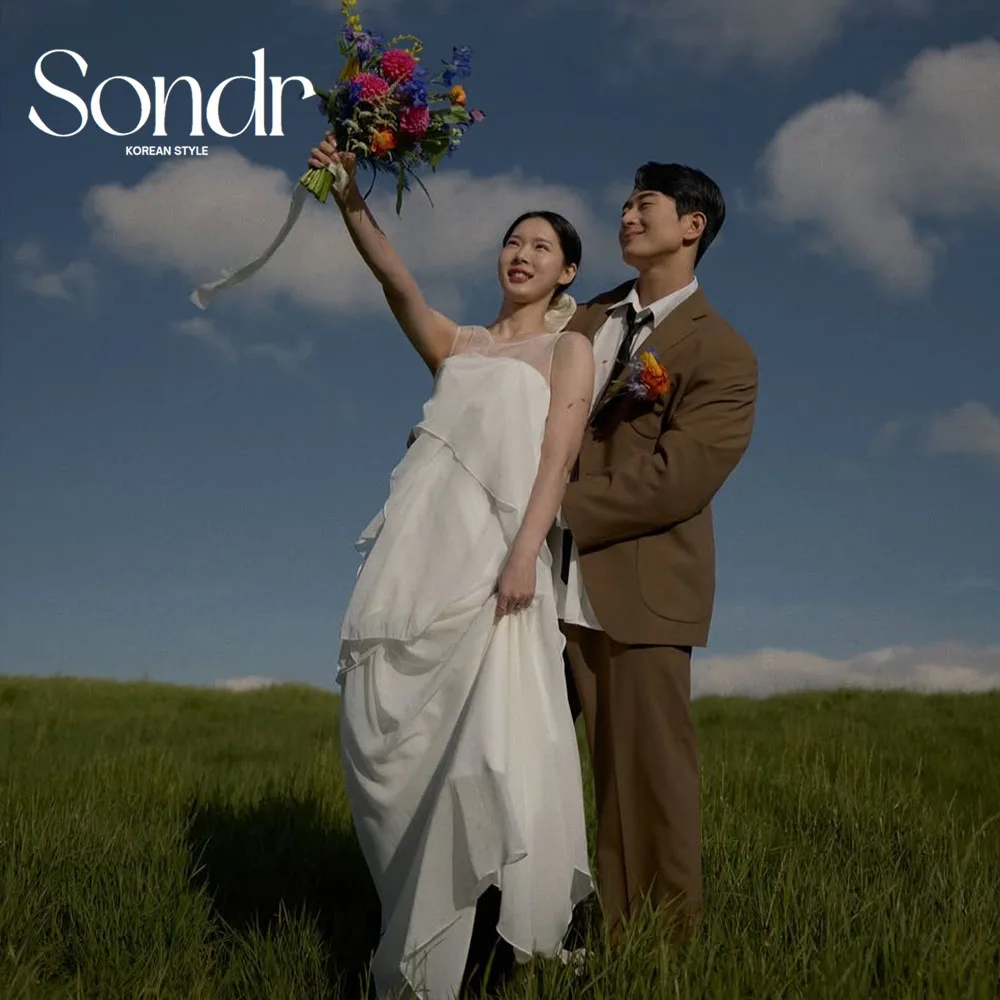 

Sondr Customized Korean Wedding Snap Dresses Illusion Sleeveless Ruffled Bridal Party Gown Elegant Simple Evening Party Dresses