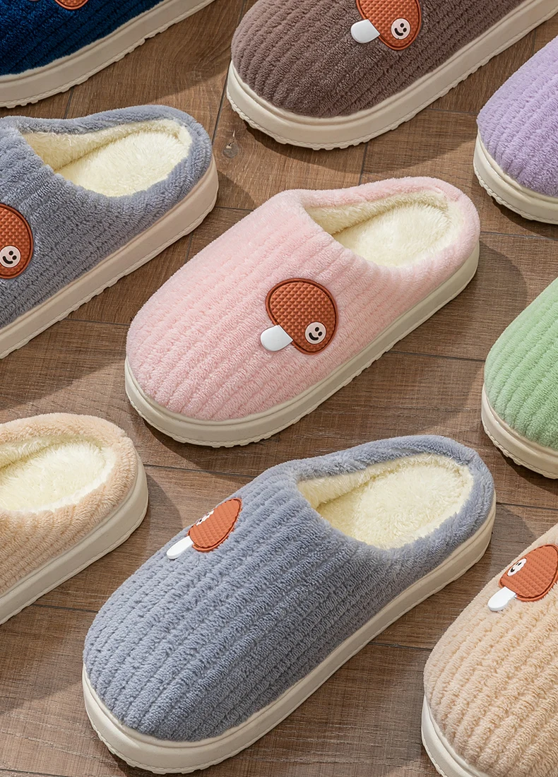 Niedliche Pilz-Winterhausschuhe für Damen und Herren, gestreifte Cord-Hausschuhe, weiches Plüschfutter, rutschfest, für den Innenbereich, Schlafzimmer, Bodenpantoffeln – Detail 6