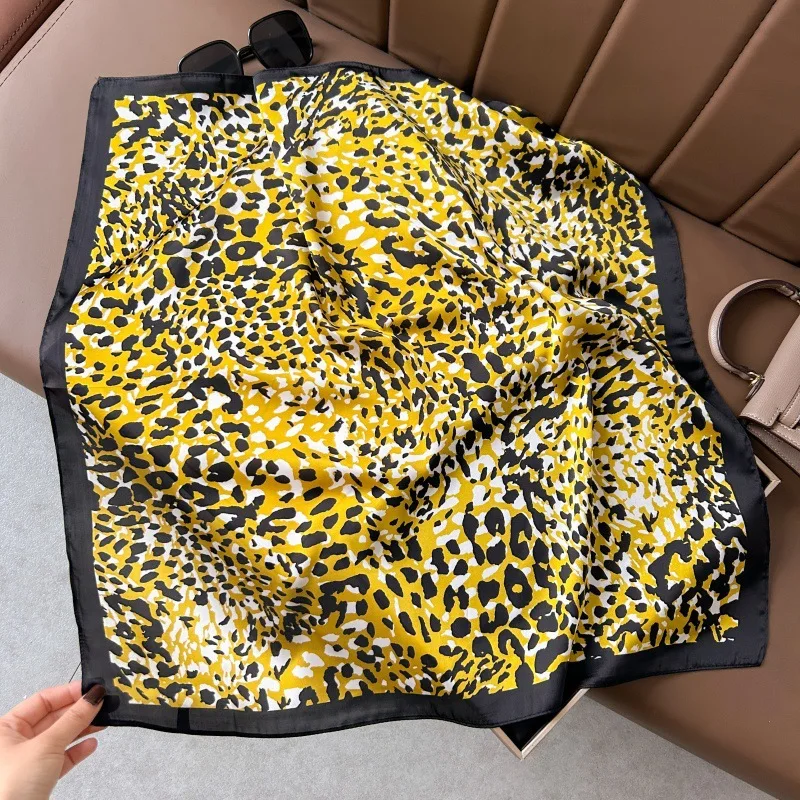 70 cm Seidenschal mit Leopardenmuster für Damen, künstliche Seide, frisch und vielseitig, Kopfbedeckung, Tasche, Kleidung, Accessoires, quadratischer Schal, Geschenk