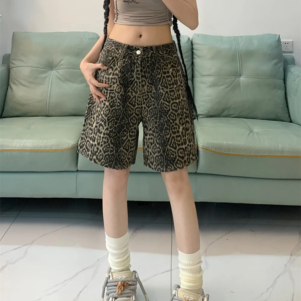 

Women's Short Summer Classic Jeans Y2K Straight Trousers Streetwear knee length Pants Vintage Denim Leopard Print Shorts