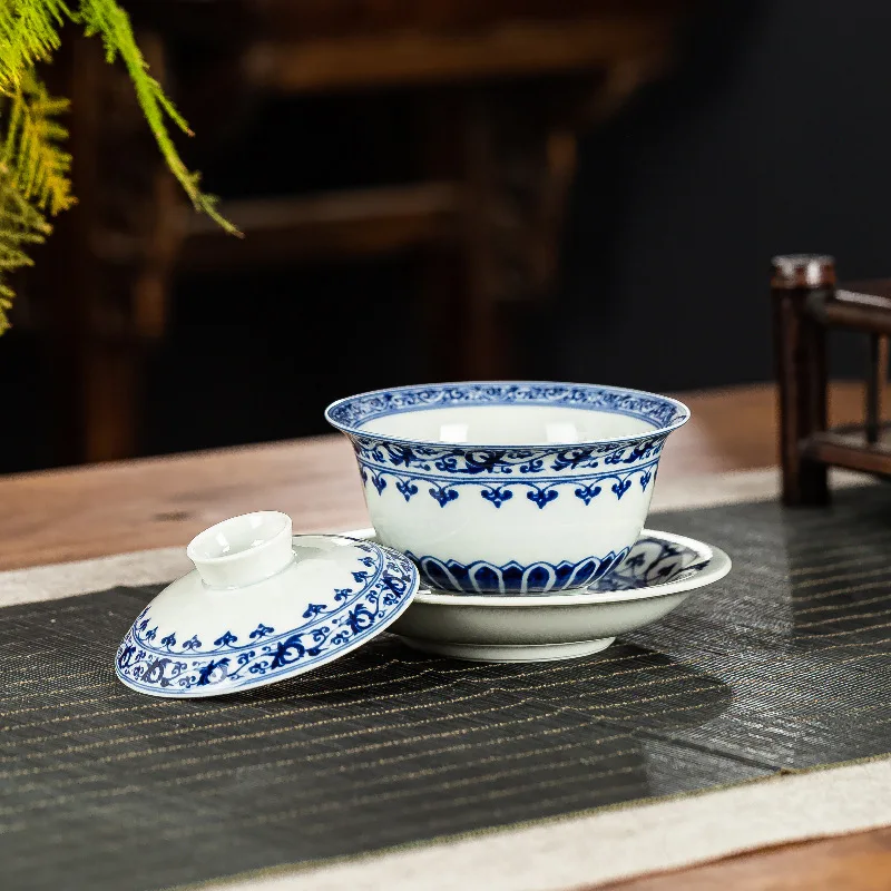 

Jingdezhen Qichengtang Blue and White Cover Bowl Handmade Kung Fu Tea Set Ceramic Tea Making Three Talents Single Hand-painted T