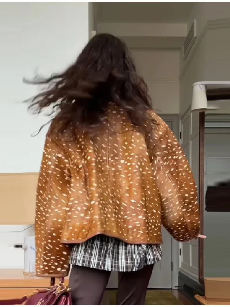 Damen-Jacke mit Sika-Hirsch-Motiv, lockerer Druck, Revers, lange Ärmel, kurzer Outdoor-Mantel, stilvolles Mädchen, 2026, neue, edgy-Freizeitkleidung – Detail 6