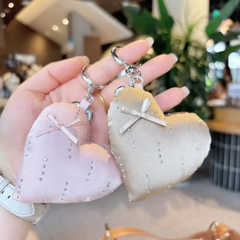 

1 PCS Rhinestone Bow Bag Pendant Couple Girl Style Simple Love Schoolbag Women All-match Bag Pendant
