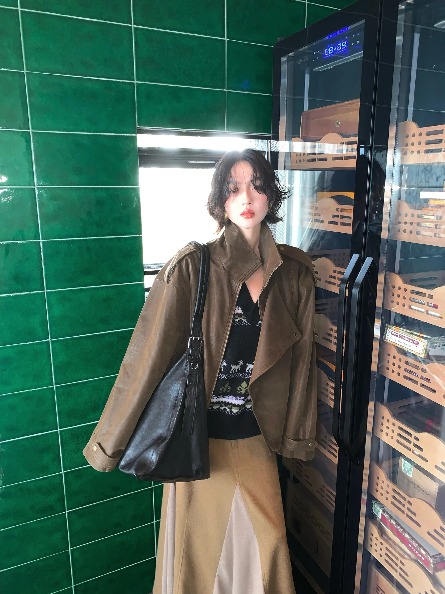 

Vintage PU Leather Jaet Women's ort Coat Casual Sle Zipper Closure Long Sve Loose Fit Polyester Fiber Autumn Winter ...