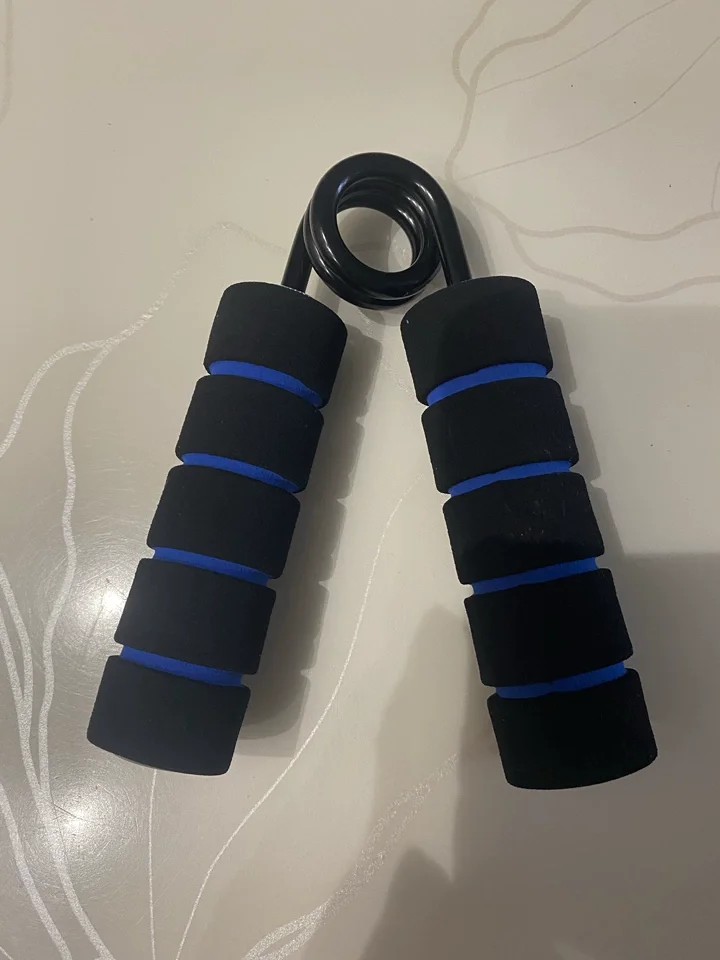 Men Heavy-Duty Metal Hand Grip Strengthener, Up To 100kg Hand Gripper Fitness Training Tool for Muscle Building