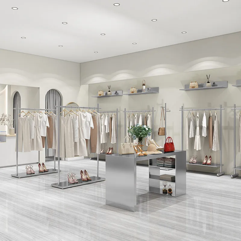 

Стол для демонстрации обуви из нержавеющей стали Nakajima Taihuitai в магазине одежды, размещенный в центре прямой трансляции для демонстрации товаров.