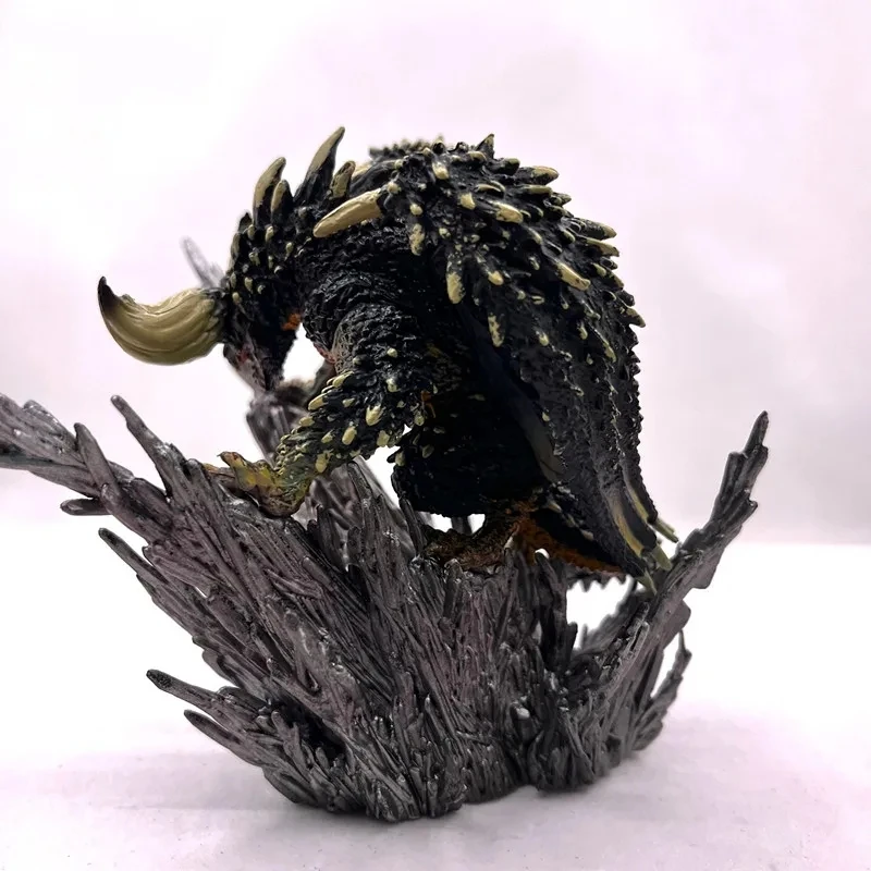 Nergigante Elder Dragon Standbeeld PVC Figure Model Collection Toy