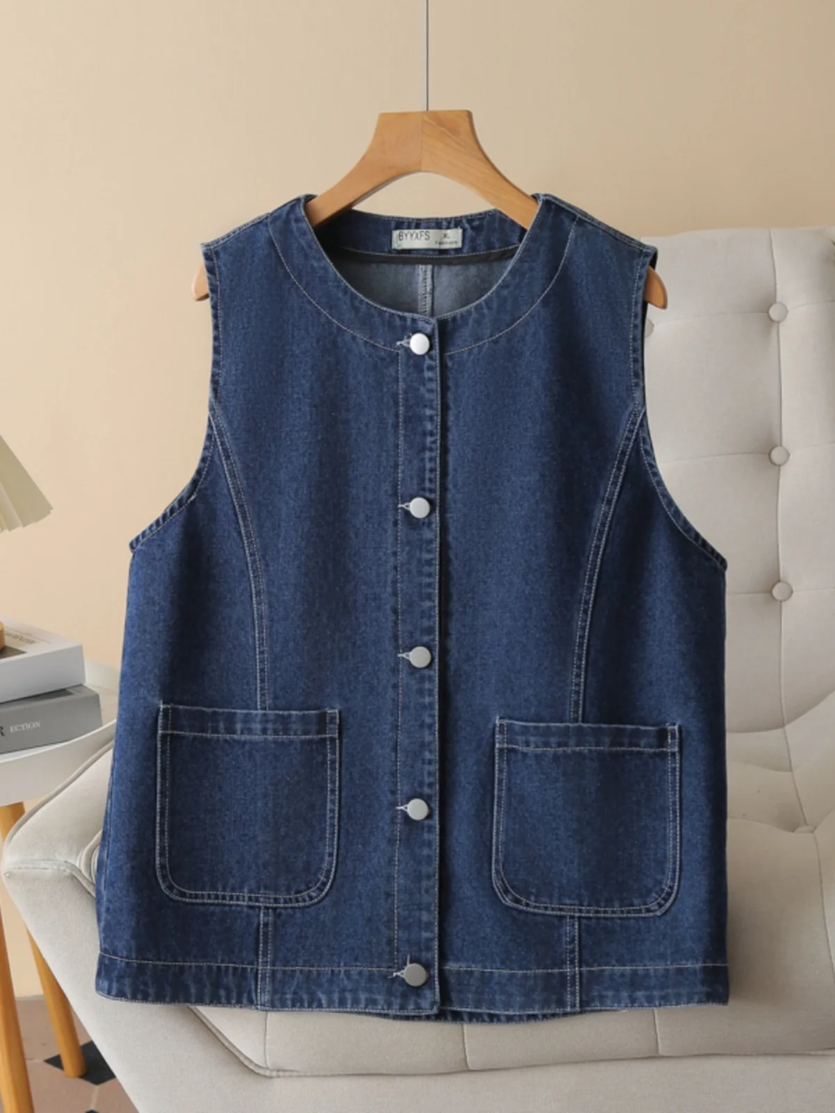 

plus Size Denim Jaet for Middle-Aged Women Spring Autumn round Ne Slimming Belly Covering Faionable Loose Fit Polyester...