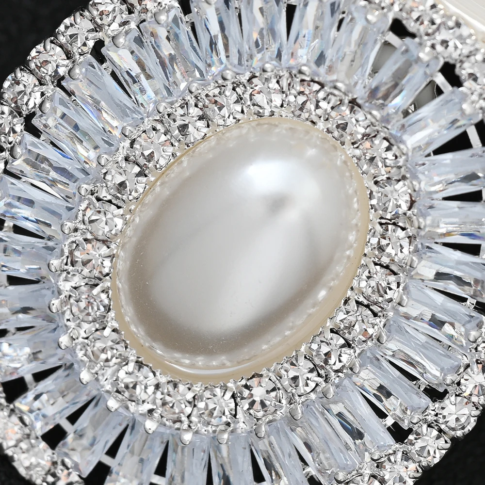 Fashion Imitation Pearl Ear Clip Earrings No Piercing for Women Gift 2024 Round Rhinestone Earrings Wedding Jewelry Wholesale