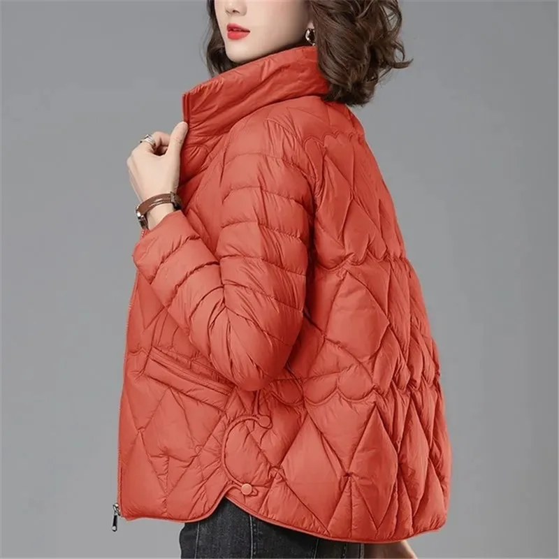 Chaqueta corta de algodón para madre de mediana edad, abrigo ligero de plumón, otoño e invierno, novedad