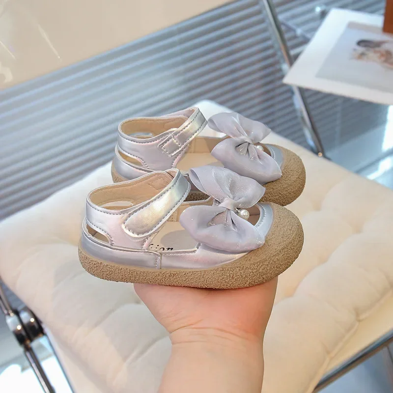 Girls Flat Shoes Toes Capped Anti-kicked 2025 New Children Sandals for Summer Kids Princess Shoes with Big Bows Sweet Ins Soft