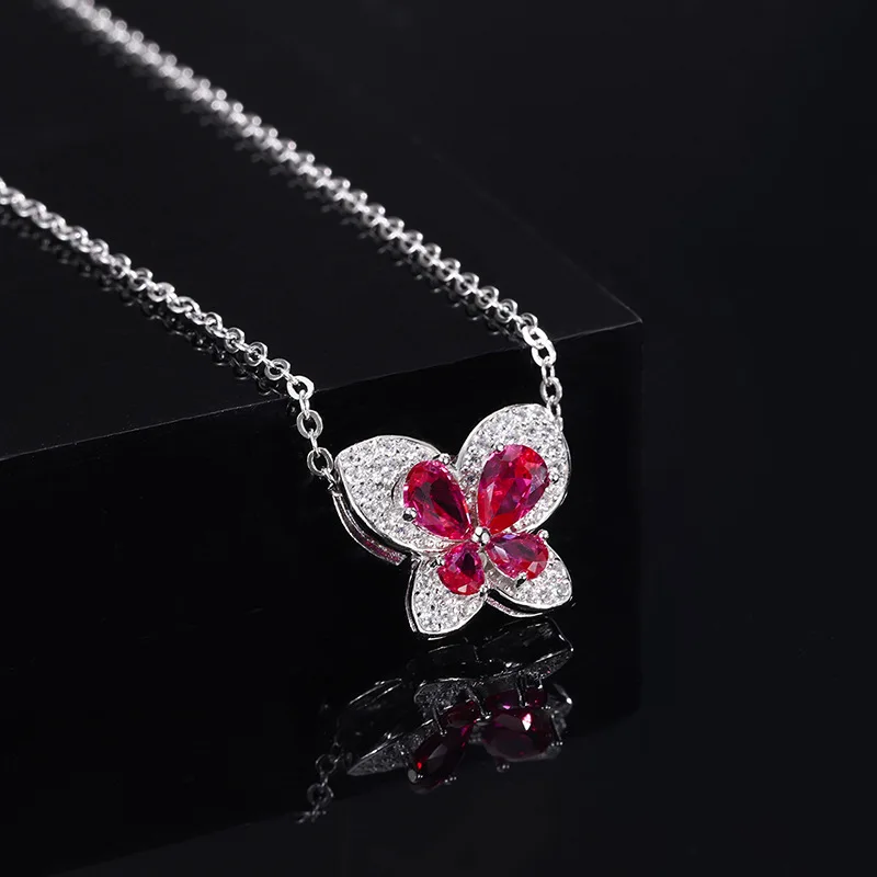 18K Gold Inlaid with PT950 Platinum Pigeon Blood Ruby Full Diamond Inlaid Butterfly Necklace Pendant