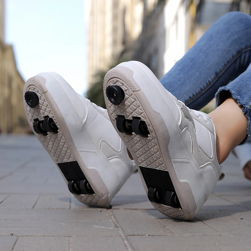 

Автоматические детские роликовые туфли на четыре колеса для женщин и девочек с тормозом из искусственной кожи, кроссовки на колесах для мальчиков, детские коньки, размер 31-42