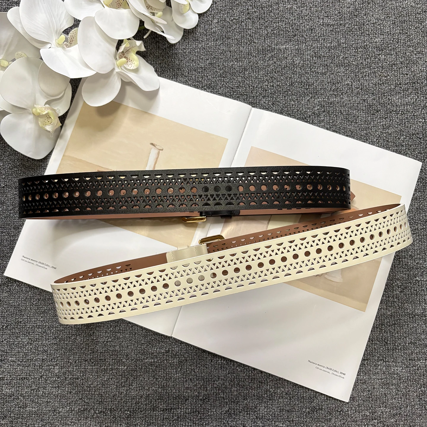 Bohemian style hollow cowhide belt, women's genuine leather, copper buckle, needle buckle texture, waist seal, wide belt