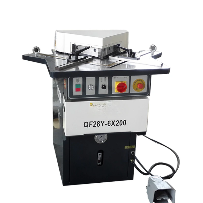 Machine de Découpe d'Angle de Tôle de Style Hydraulique, QF28Y