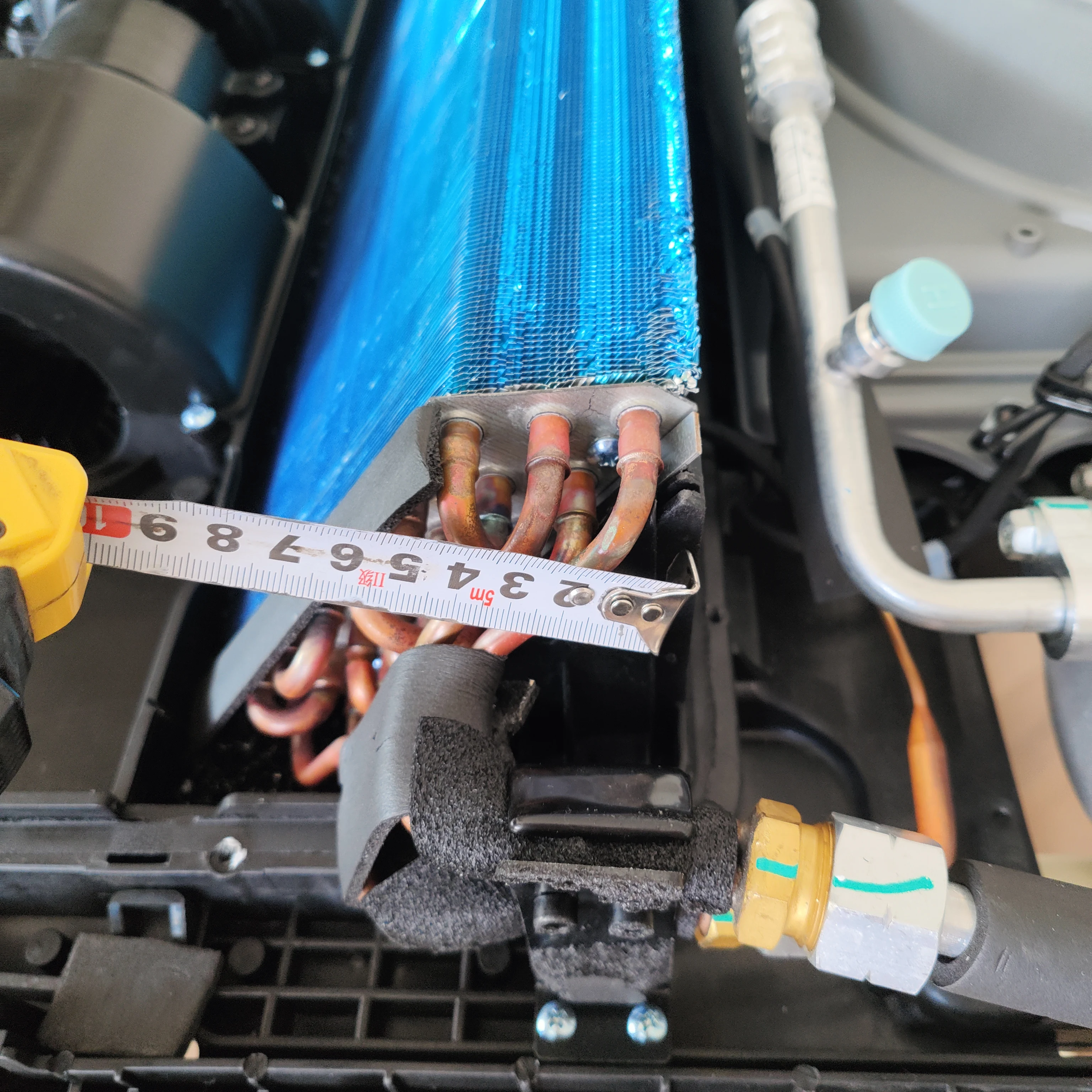 Auto Blowing Copper Evaporator Parking Air Conditioners 12v 24v Assembly For Van Truck Rooftop