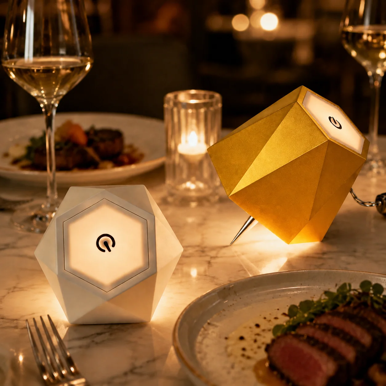 LED wireless sensor wine bottle lamp, USB rechargeable, sensitive touch switch, adjustable three-color lighting