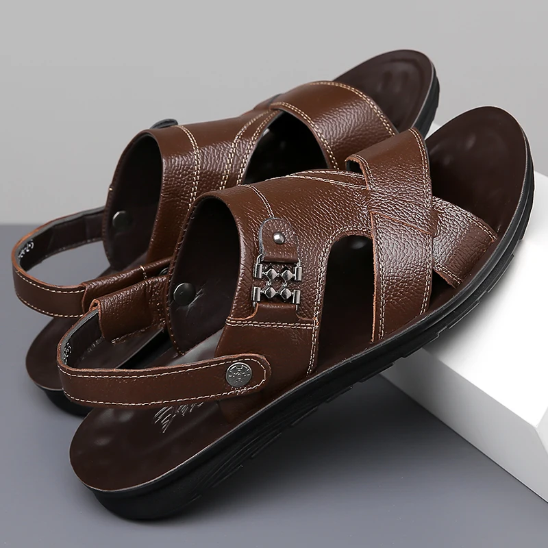 Men's Summer Leather Sandals Comfortable Anti-Slip Soft Bottom Dual-Wear Slip-On Beach Shoes Leather Cowhide Slippers
