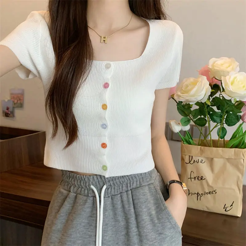 

Женская летняя вязаная футболка с коротким рукавом, квадратным вырезом и дизайнерским акцентом, из ледяного шелка, укороченный шикарный топ YY15