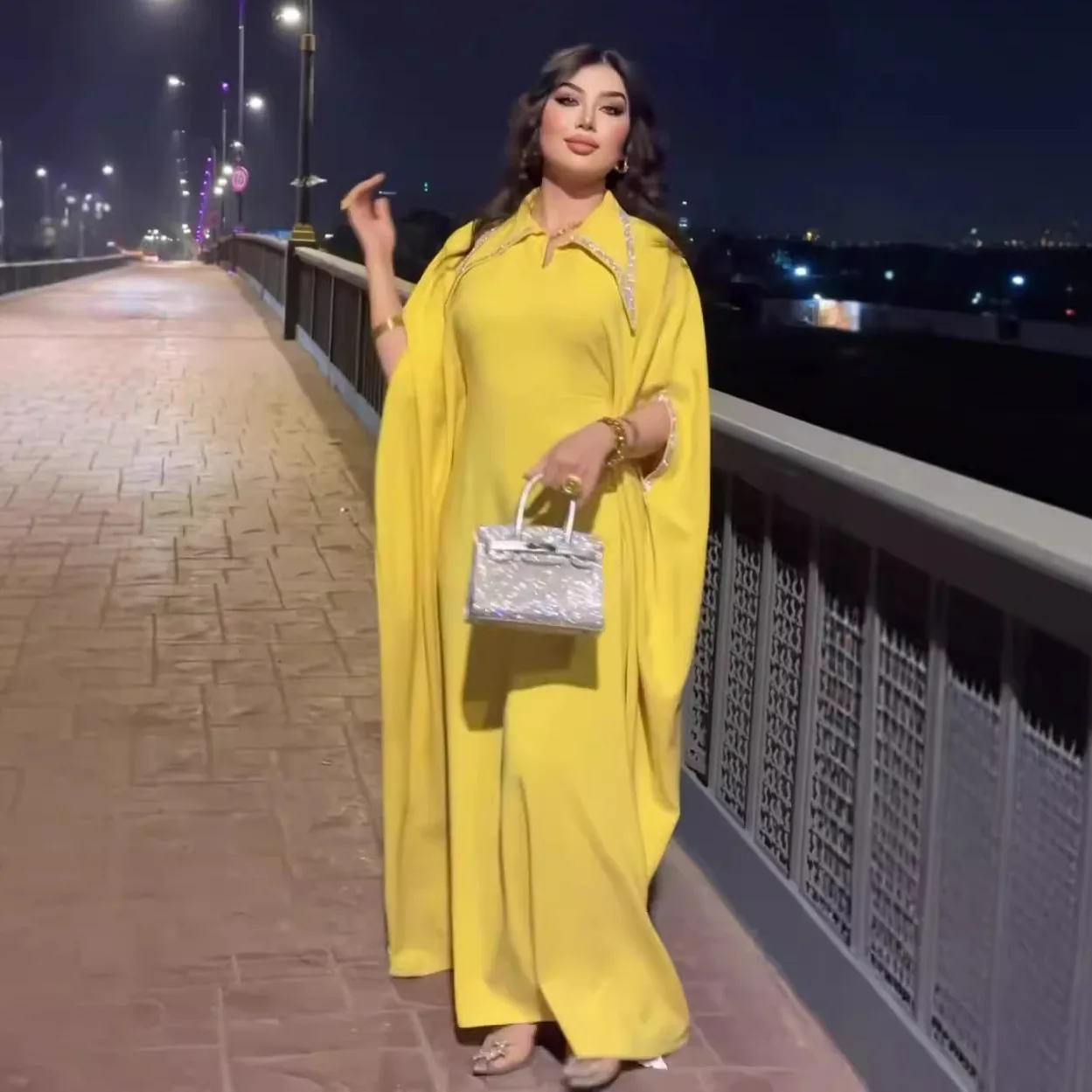 

2025 Autumn New Women's Diamond Set Collar Bat Sleeve Loose Dress Long Dress Robe Abaya Ramadan Dubai Luxury Islam Elegant