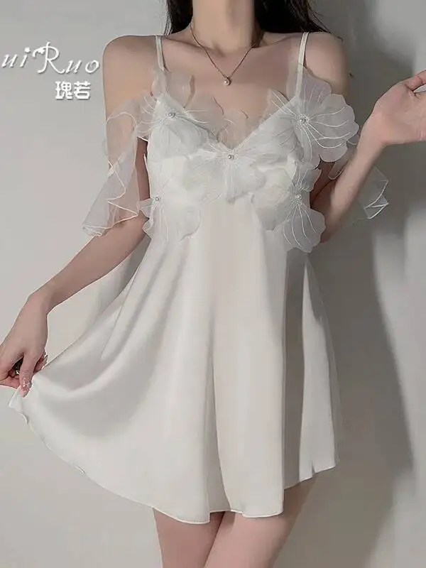 Süßes Pure Desire-Stil, bezaubernde Spitze, tief ausgeschnittene Push-Up-BH-Pads, Leibchen, Pure Desire, leichtes Luxus-Satin-Nachthemd, Homewear 812Z