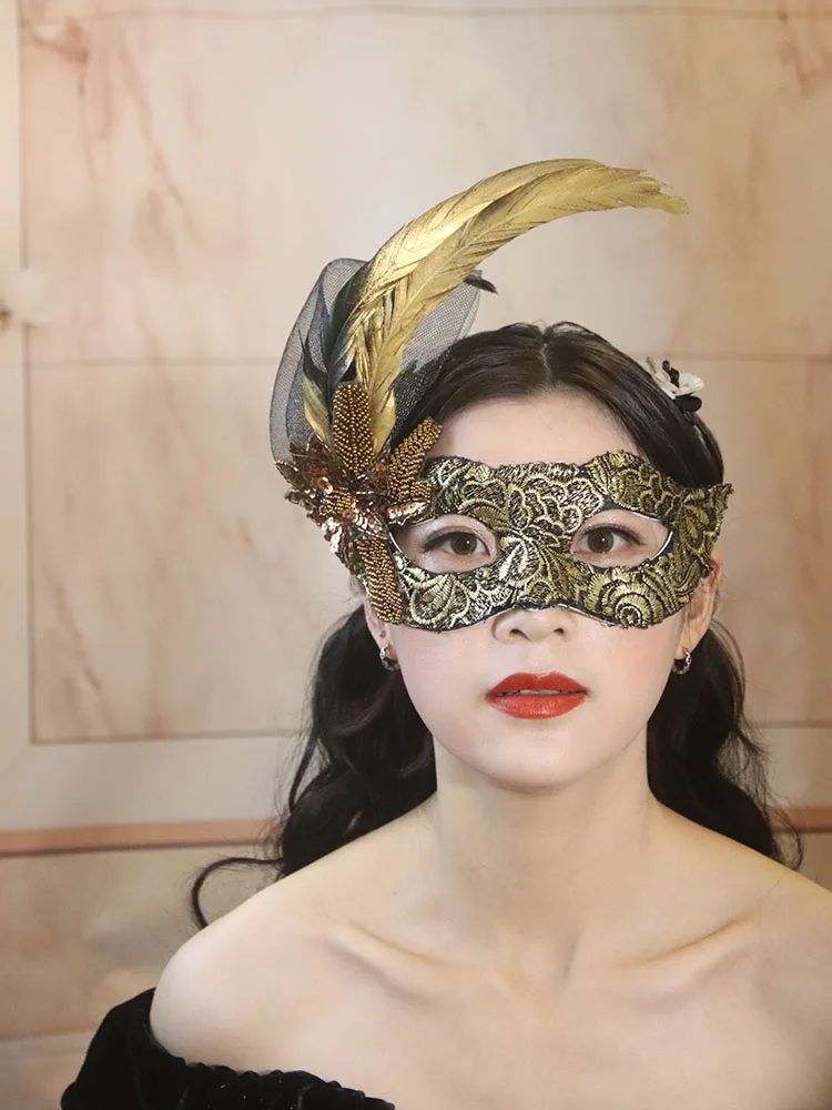 

Halloween Mask Golden Stage Female Party Carnival Festival Birthday Masked Ball Feather
