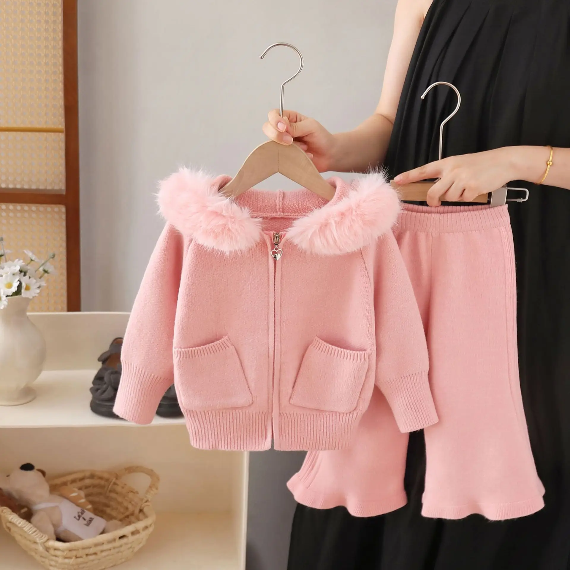 

Kids Knit Cardigan Set with Big Fur Hood Loose Fit Two Pockets Winter Outfit 90-130cm