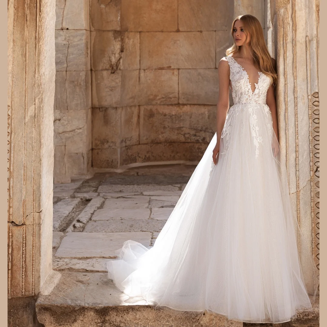 

Lace Tulle Spaghetti Straps Wedding Dresses Luxurious Floral A-line Sleeveless Evening Dress Beach Church Boho Marriage Gowns