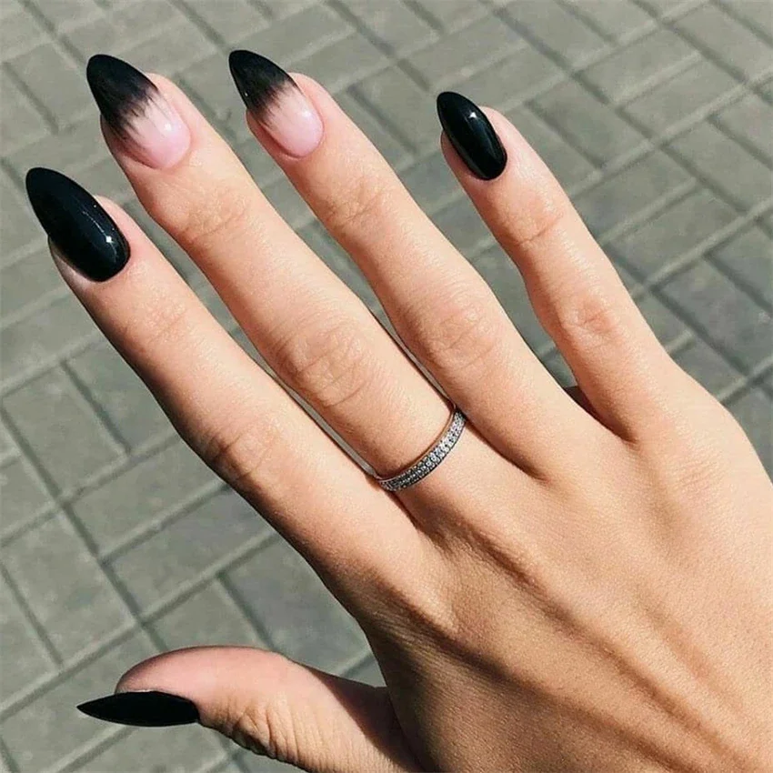 

24Pcs/Set Medium Long Oval Acrylic Press on Nails Artificial Full Cover Wearing False Nails Black Gradient Almond Fake Nails Art