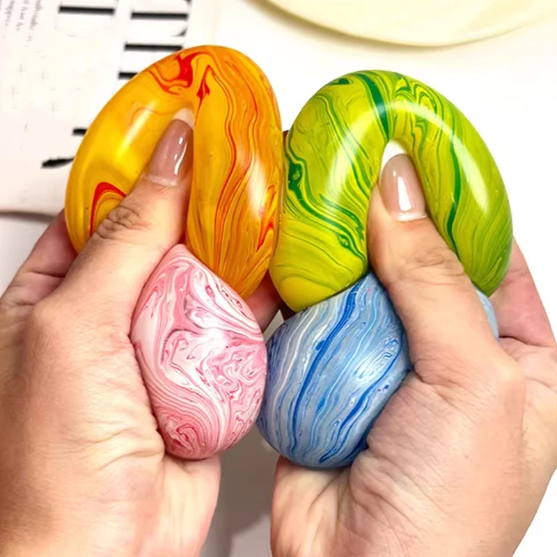 جديد عصري ملون الريوليت البيض العجين كرات عيد الفصح المحمولة لعبة تخفيف التوتر بسط الإجهاد الكرة لعبة ممتعة هدية