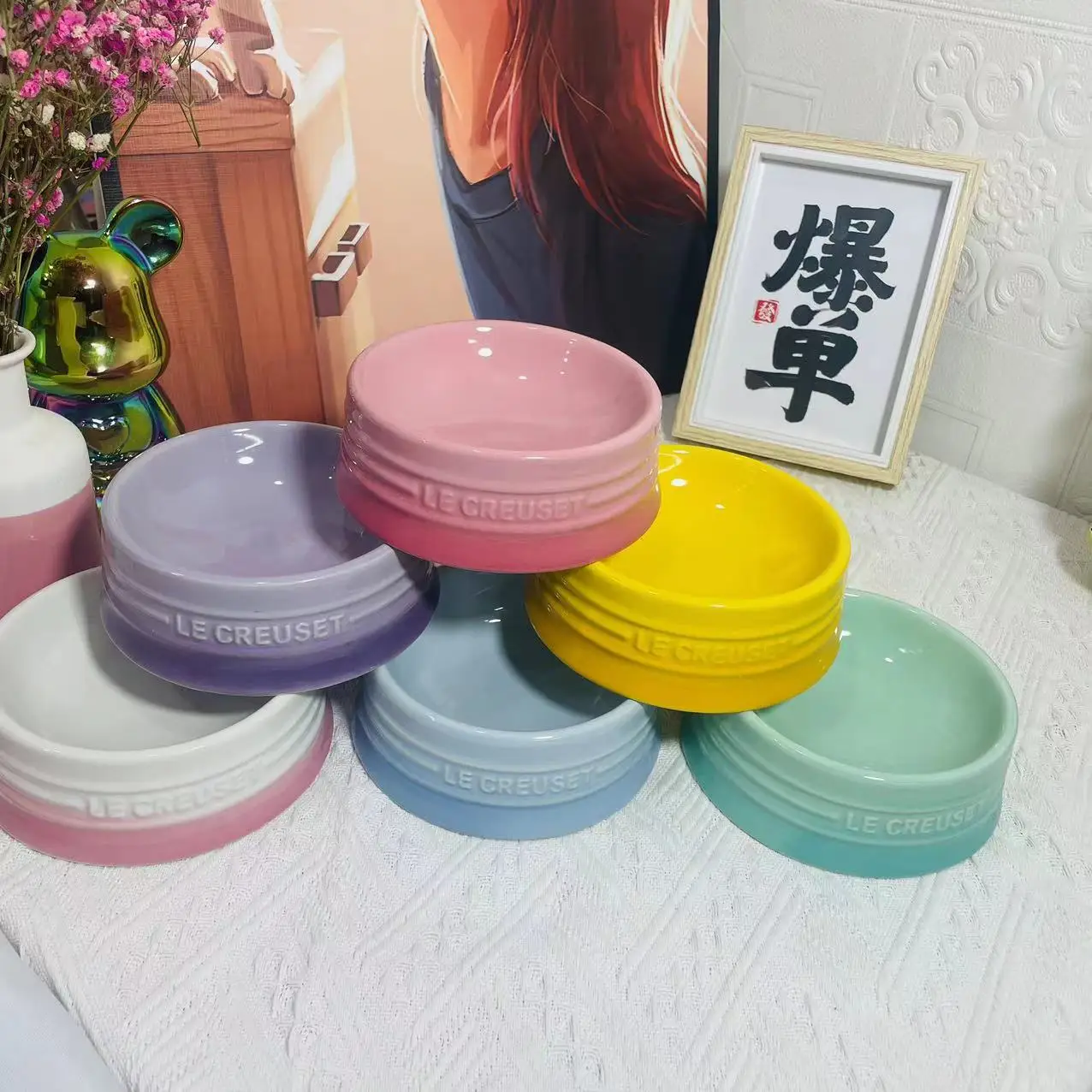 

Ceramic colored cat bowl Pet bowl Cat bowl High foot protection Large diameter Large size cannot be turned over