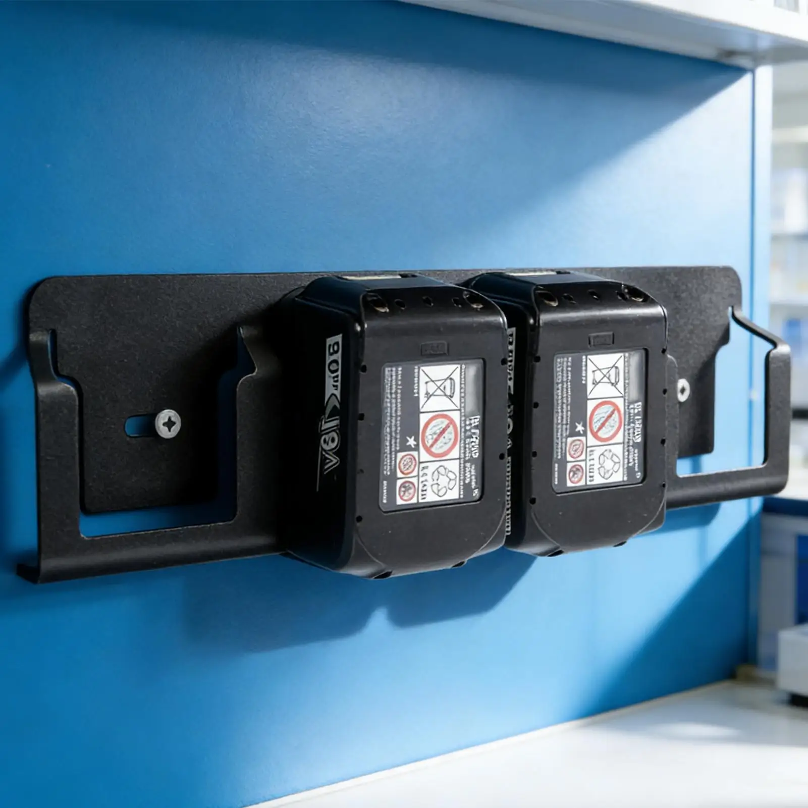 Wall Mount Battery Organizer 4-Slot Solid Steel Heavy-Duty Holder Wall Mount Holder For 18V Batteries For Bedroom Study Indoor